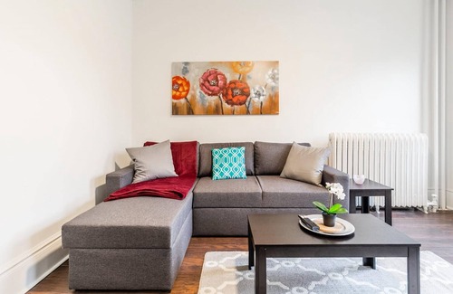Hamilton Apartamento | Cozy 2-storey 2BR Apt - Near Parks and King St
