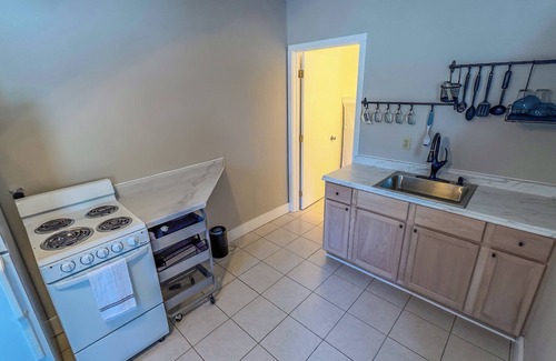 Wabasha Cabina | Cozy 2 story cabin with 1 bedroom on the bluffs above Wabasha