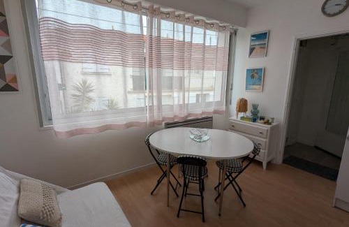 La Tranche-sur-Mer Apartamento | Cozy 24 m studio near the sea