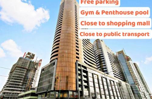 Box Hill Apartamento | Cozy 2B2B Apartment with Free Parking & Penthouse Pool