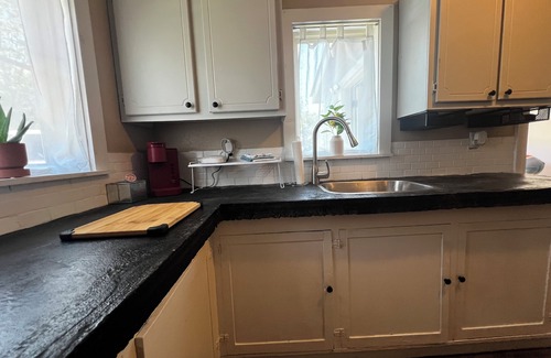 Mena Casa | In Town 2BD~2BA Close to Talimena Drive Trails Wolf Pen Gap