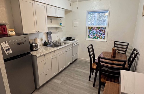 Wasilla Apartamento | Cozy 2BD House unit 2 Med district