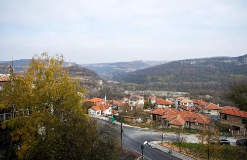 Veliko Tarnovo Apartamento | Cozy 2BDRM near University & Free Street Parking