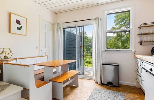 Moscow Apartamento | Cozy 2bdrm w/ Pond View - Best Location!