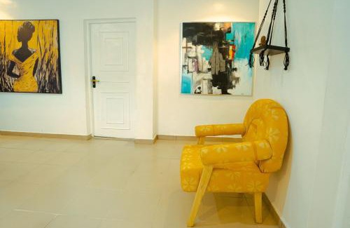 Lagos Apartamento | Cozy 2Bed with Mini Pool & Outdoor Lounge in Lagos