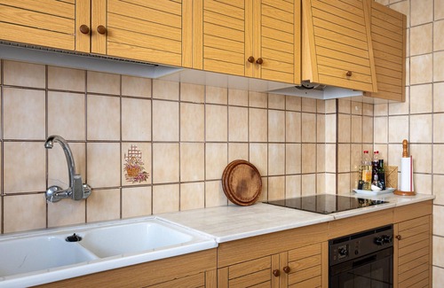 Torredembarra Apartamento | Apartamento en Torredembarra: A 150m de la playa, 2 hab., terraza, piscina y Wi-Fi