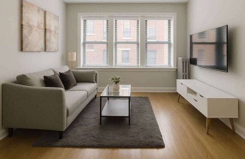 Chicago Apartamento | Cozy 2BR Apt for a Seamless Stay