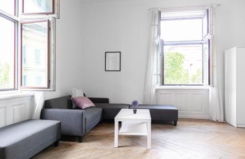 Wahring Apartamento | Cozy 2BR Apt. near AKH Hospital-ideal for Longstay