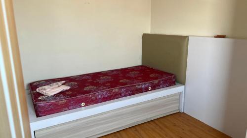 Surabaya Apartamento | Cozy 2BR Apt Puncak Dharmahusada 70m2