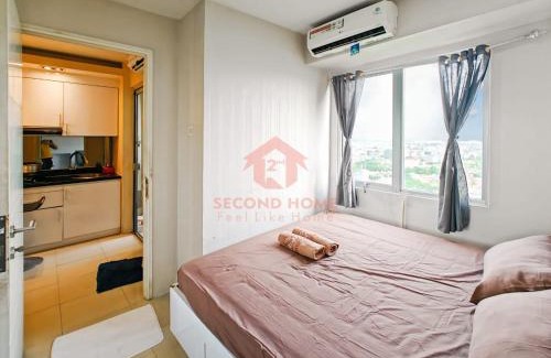 Jatinegara Apartamento | Cozy 2BR Bassura Apt pool WI-FI Netflix