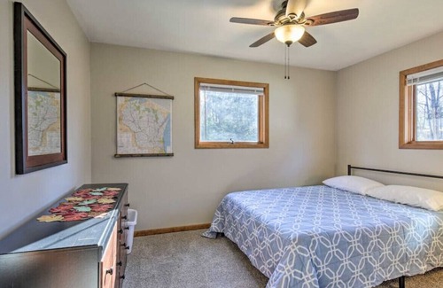 Mountain Cabaña | Cozy 2BR Cabin on Desired Maiden Lk! Trail Access