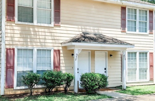 Mobile Apartamento | Cozy 2BR Home Close to MOB