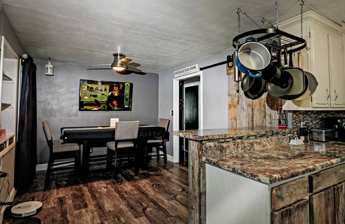 Rapid City Casa | Cozy 2BR Home with Fireplace! — 3 min from Downtown — Pet Friendly!