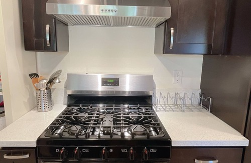 Arcadia Casa | Cozy 2BR House with huge backyard walking 3 mins to supermarket