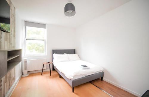 Finsbury Park Apartamento | Cozy 2BR Retreat, London Rental!