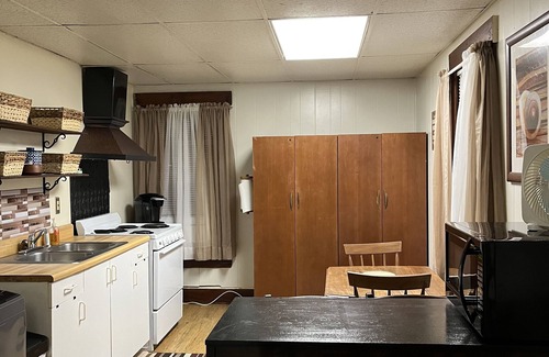 Dayton Apartamento | Cozy 2nd story walk-up apartment