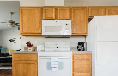 Okeechobee Casa | Cozy 3/2 Home with Comfy Beds & Ample Parking - Your Perfect Getaway