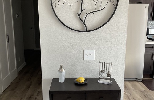Blythe Casa | Cozy 3 bed 2 bath home, newly updated, Garage, Wifi