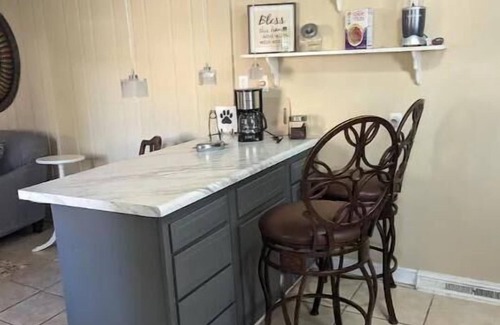 North Chesterfield Apartamento | Cozy 3 bed 2 bath , pet friendly home