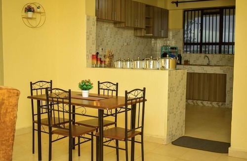 Viwanda Apartamento | Cozy 3-bedroom all-Ensuite apartment in pleasant Nakuru with Fast WiFi & Netflix
