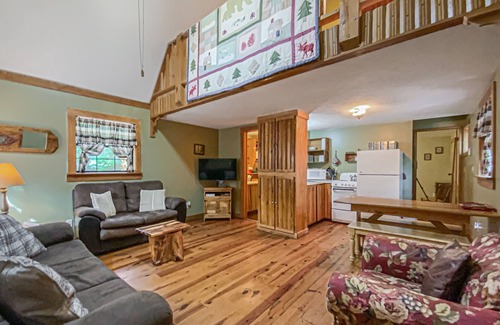 Bruno Cabina | Cozy 3-bedroom cabin just 3 miles from the Buffalo River!