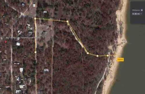 Kingston Casa | Cozy 3 Bedroom Cabin with Patio, Kids' Playground, and Large Grill