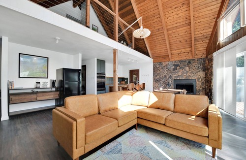 Glencoe Cabina | Cozy 3 Bedroom Getaway Mountain A-Frame Cabin