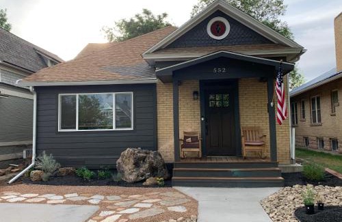 Delta Casa | Cozy 3-Bedroom Grand Chalet
