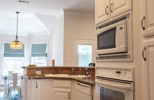 Keller Casa | Cozy 3 bedroom Home