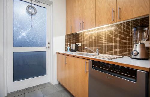 Njardvik Apartamento | Cozy 3 bedroom house near the Blue lagoon