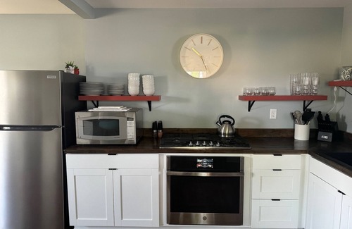 Brighton Casa | Cozy 3-bedroom house on Lake Chemung near Mt. Brighton