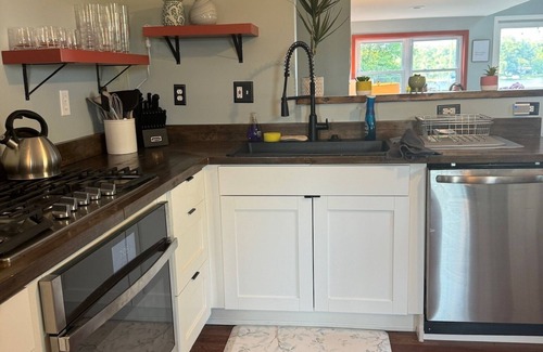 Brighton Casa | Cozy 3-bedroom house on Lake Chemung near Mt. Brighton