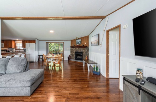 Millsboro Casa | Cozy 3-bedroom house in enjoyable Long Neck Delaware, By the Indian River bay