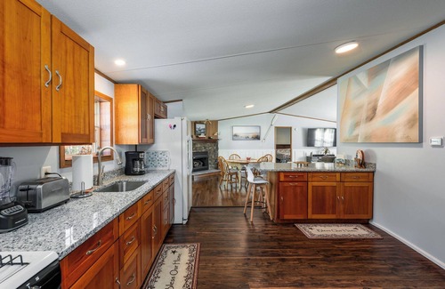 Millsboro Casa | Cozy 3-bedroom house in enjoyable Long Neck Delaware, By the Indian River bay
