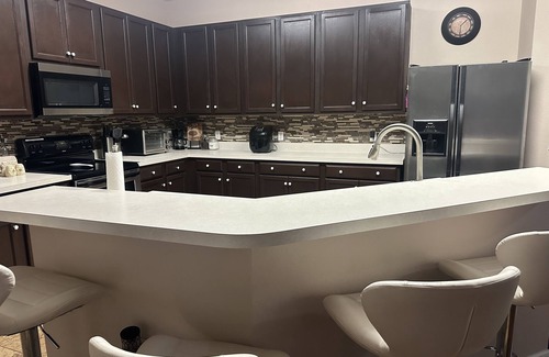 Kissimmee Casa | Acogedora Casa: Piscina privada y Fogata