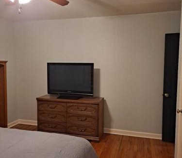 Lewisville Casa | Cozy 3 Bedroom In Prime Location!