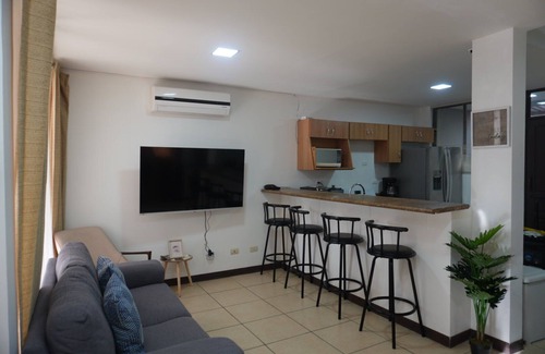 Comunidad Casa | "Cozy 3-Bedroom Retreat – A/C, WiFi, Near Beaches & Shops, 15 Min to Airport!"