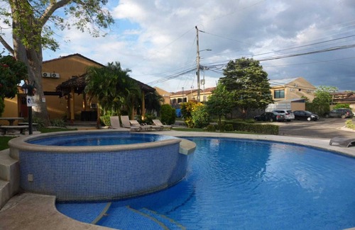 Comunidad Casa | "Cozy 3-Bedroom Retreat – A/C, WiFi, Near Beaches & Shops, 15 Min to Airport!"