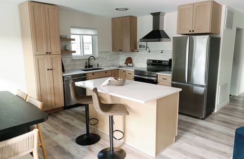 Monument Casa | Cozy 3-bedroom Sparrow Stay in Historic Town of Monument
