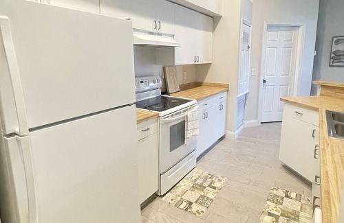 Westminster Casa | Cozy 3 bedroom unit with free parking