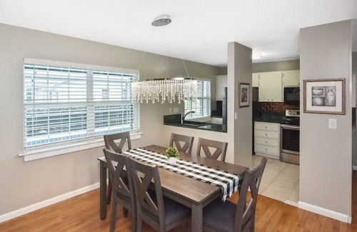 Charlotte Park Casa | Cozy 3 Beds/Heated Pool/Fenced Yard/ Centered in Punta Gorda/close to everything