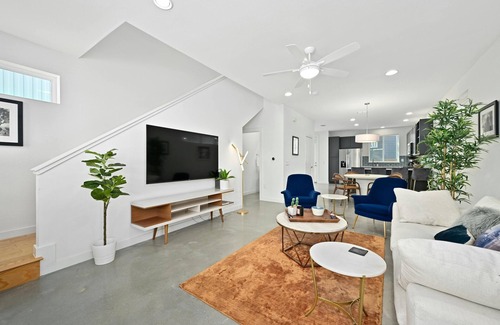Sweetbriar Condominio | Cozy 3bd/2.5 bth off South Congress