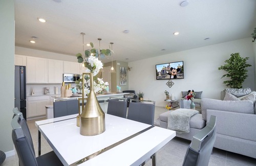 Davenport Casa | Cozy 3Bd Close to Disney at Enclaves 983