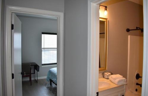 Waldron Apartamento | Cozy 3BR-3BA Home Near Zona Rosa Shopping and Dining