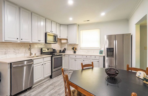 Paw Creek Casa | Cozy 3BR Charlotte Retreat Near Uptown