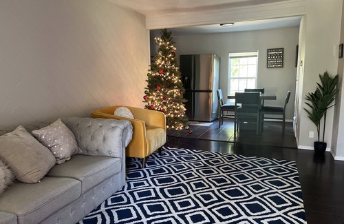 North Richland Hills Casa | Cozy 3BR Home, Huge Yard, 65" TV