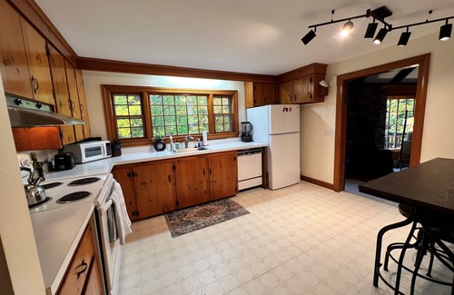 Intervale Casa | Cozy 4 bd/3.5 br in North Conway