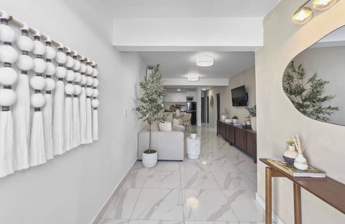 Santurce Villa | Cozy 4-Bed Retreat for Groups of 8 in Santurce
