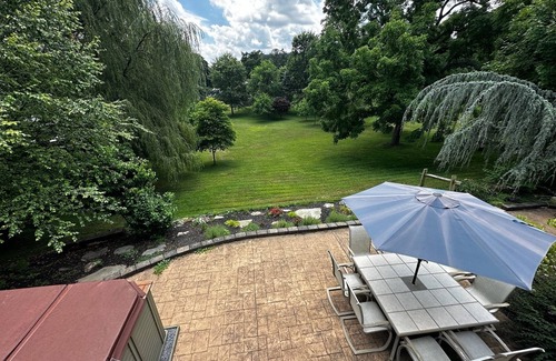 Annville Casa | Cozy, 4 bedroom, 2 1/2 bath, Hot tub/Swim spa, 10 minutes to Hershey attractions