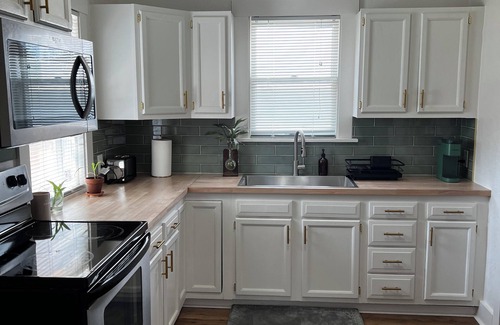 Benson Casa | Cozy 4 bedroom/2 bath home in desired Benson District!